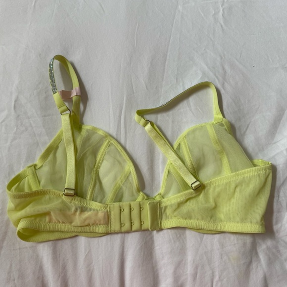 Victoria's Secret Citron Glow Sheer Bra Intimates - Picture 2 of 3